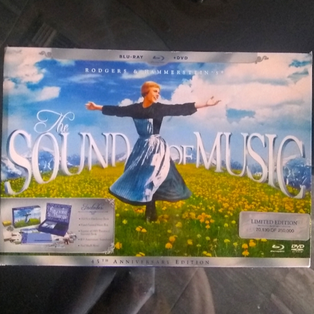 Sound of Music 🎶 45th Anniversary Collector Ltd Ed Blue Ray DVD Set w/Music Box